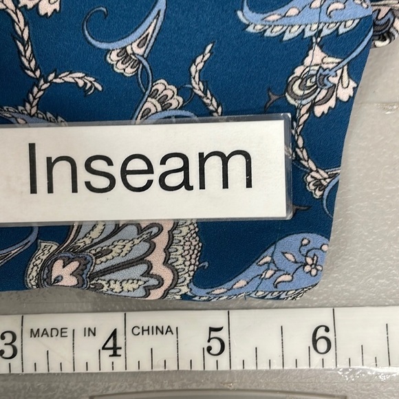 Boutique Romper Ruffled Sleeves Paisley Blue Size 1X - Picture 15 of 16